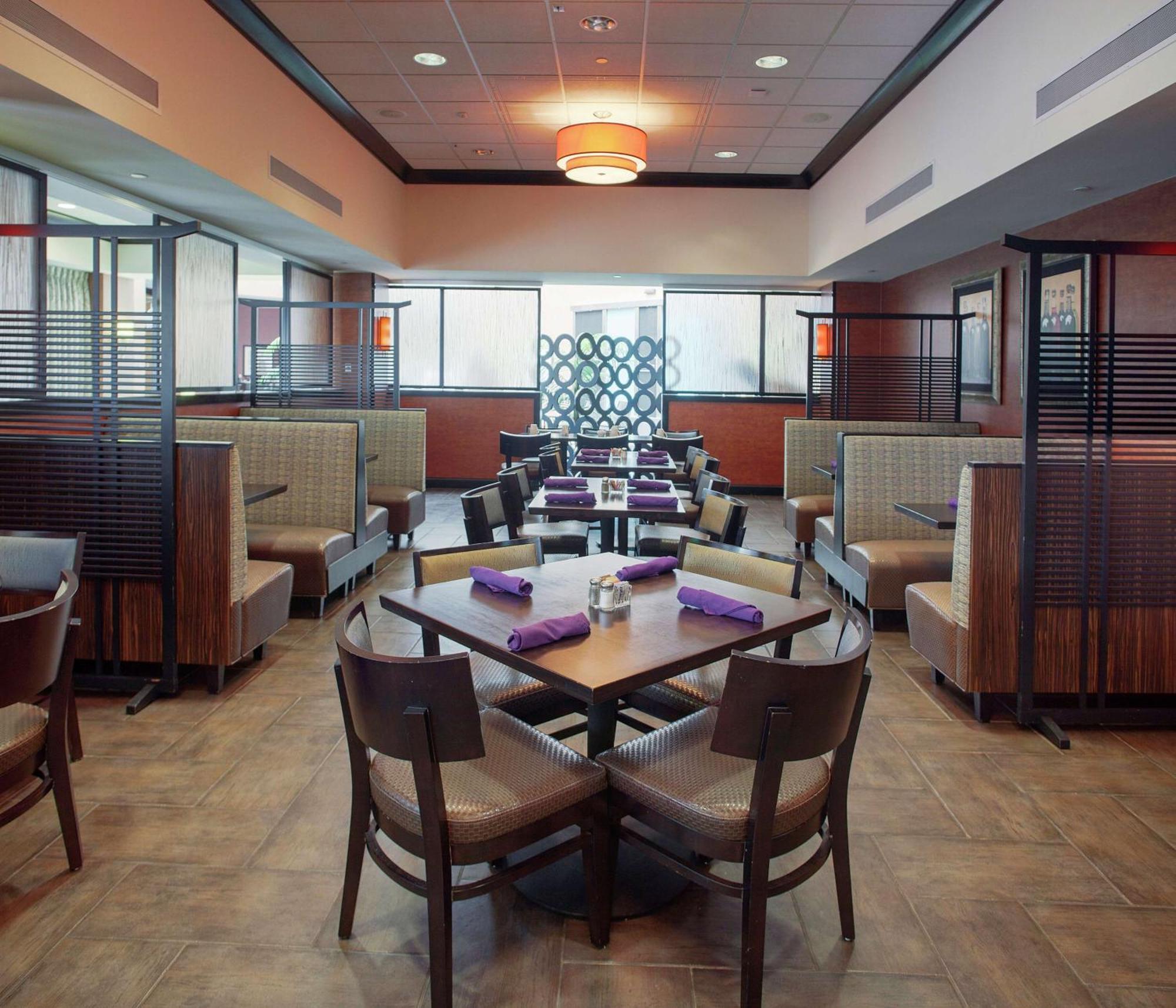Doubletree Suites By Hilton Bentonville Luaran gambar