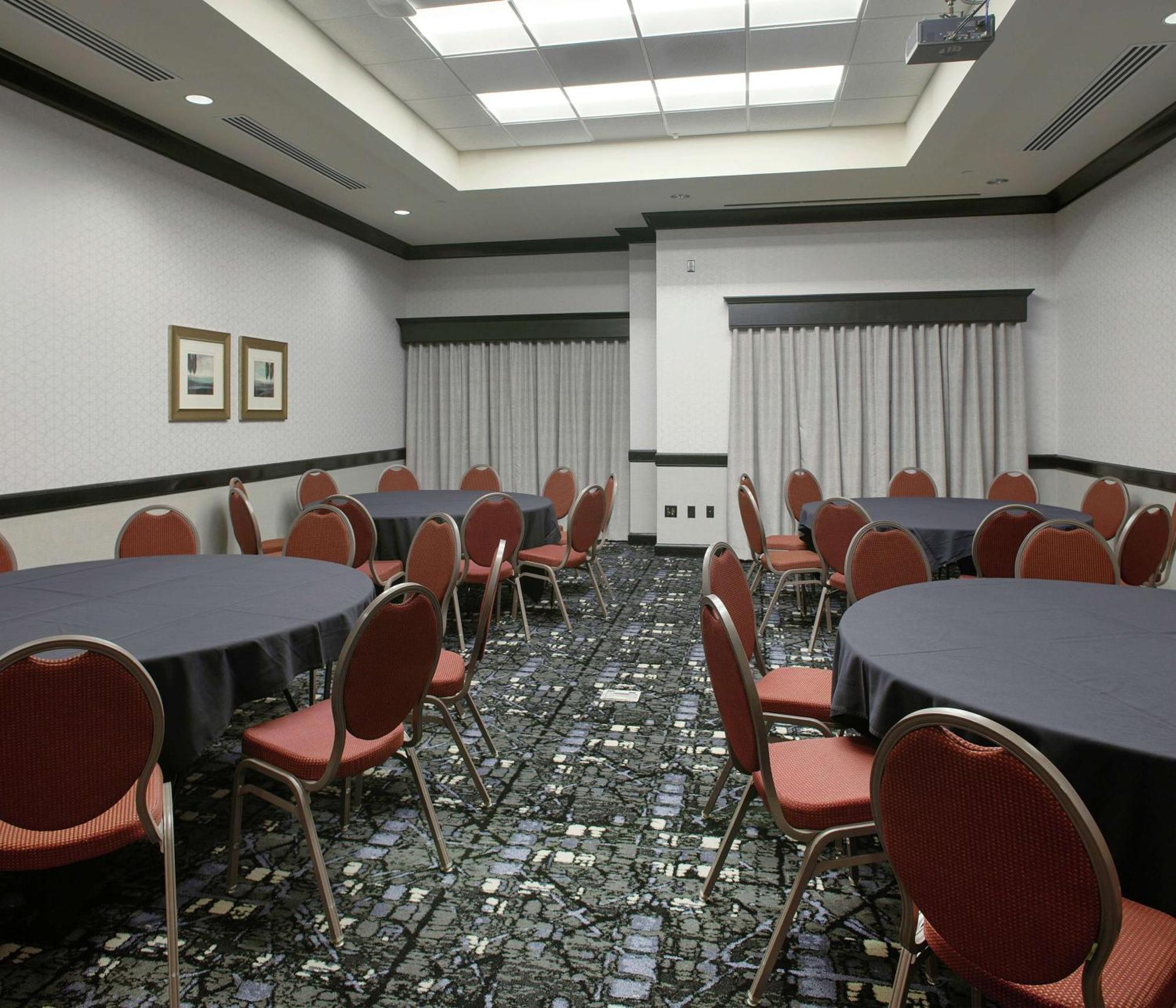 Doubletree Suites By Hilton Bentonville Luaran gambar